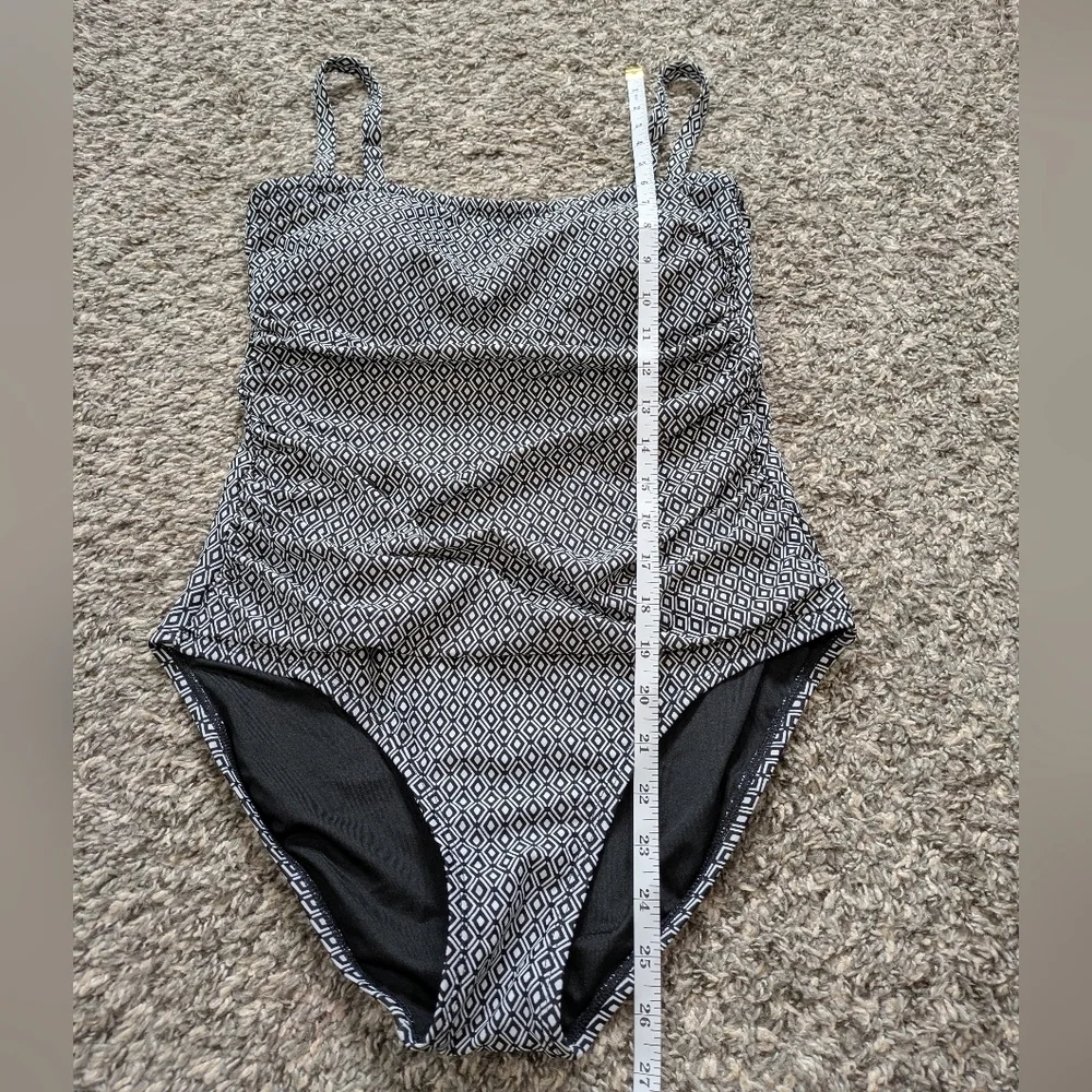 DKNY Black White Diamond Pattern One Piece Swimsuit L - Picture 10 of 10